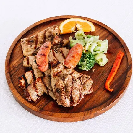 酒店 Lisboa Ii Restaurant *